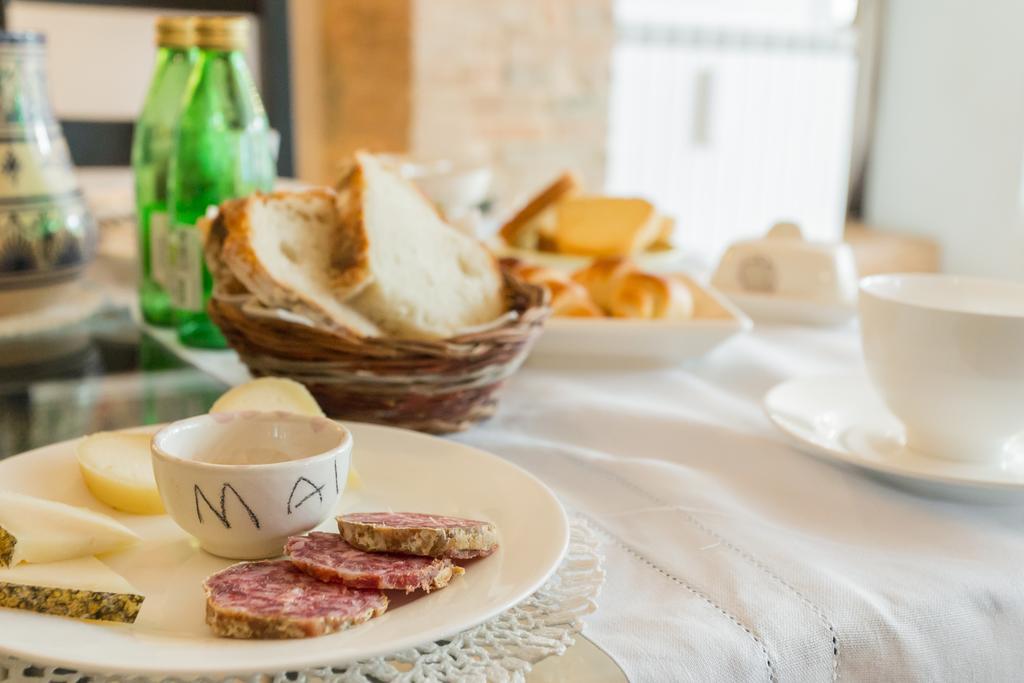 Podere Orto Wine Country House Trevinano Extérieur photo